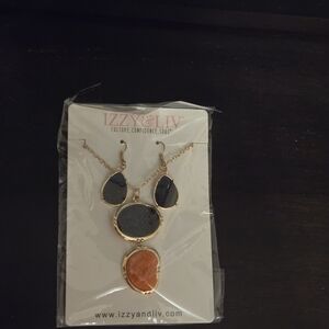 Gold and Orange Stone Necklace Set